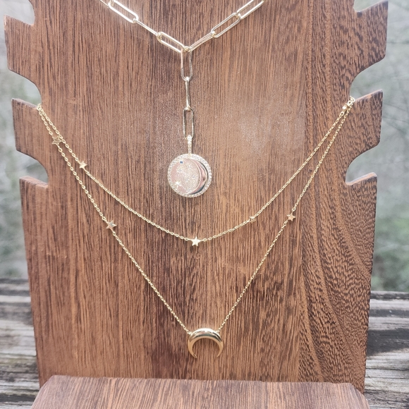 🆕️ Wanderlust Layered Stars & Crescent Moon Necklace Gold Plated NEW NIB - Picture 3 of 6